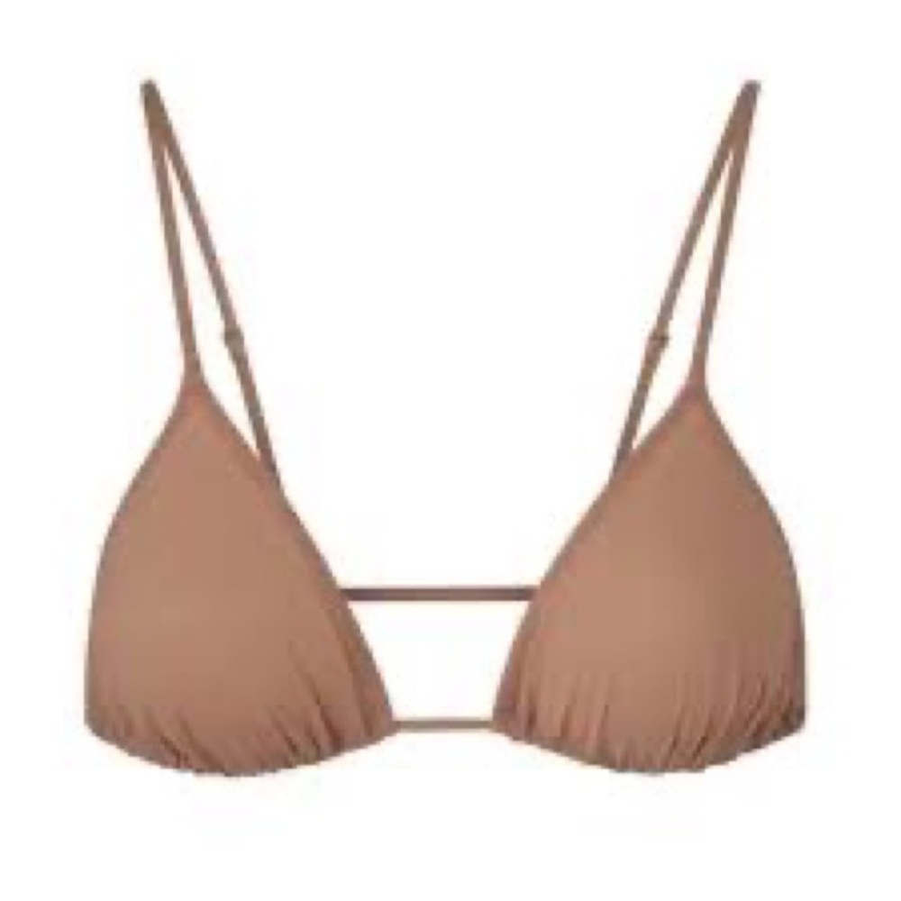 Skims micro bra in nude.